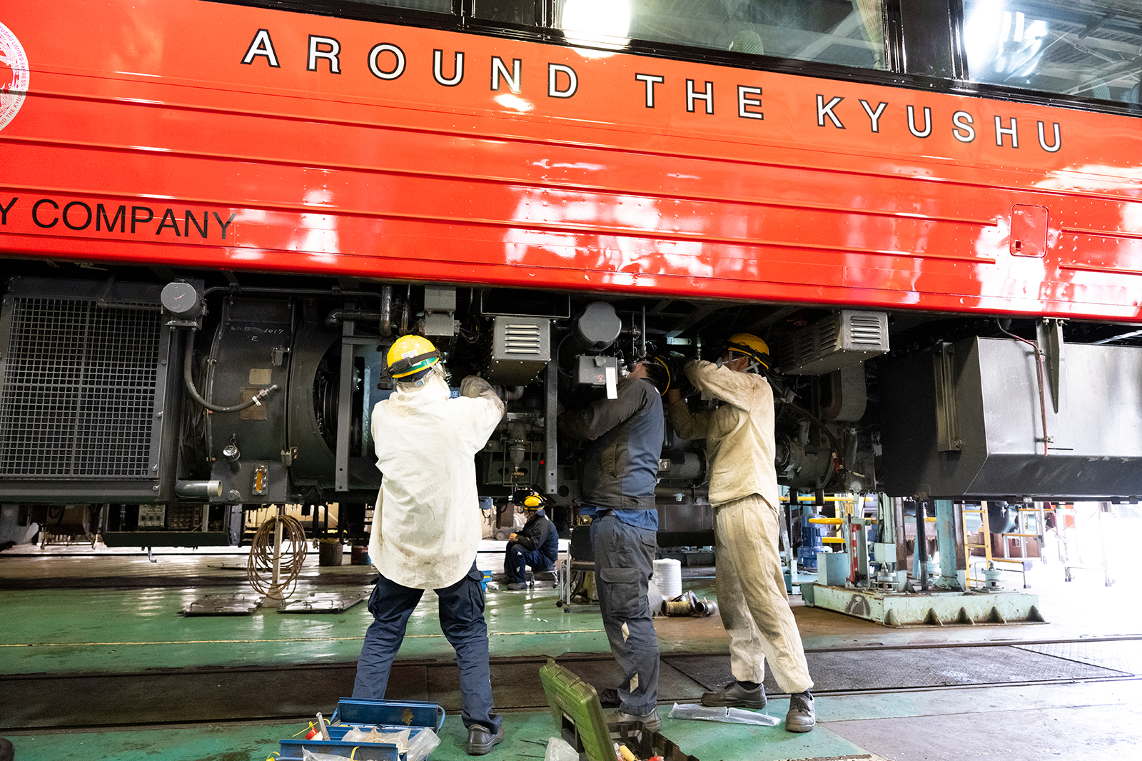 鉄道車両の整備作業